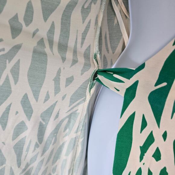 Diane von Furstenberg Julian Wrap Dress Twigs Green White 100% Silk Jersey 12 - Picture 8 of 12